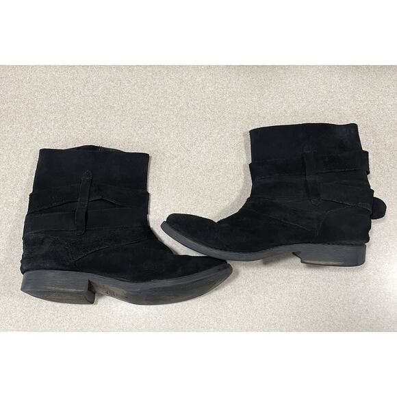 Zigi Soho Black Leather Pull On Ankle Boots Women’s 8.5 W/ Buckle Accents- Boho - Picture 4 of 10